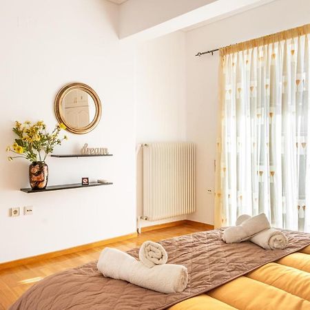 The Home Sweet Home - Family Friendly 2 Floor Apartment Каламата Экстерьер фото
